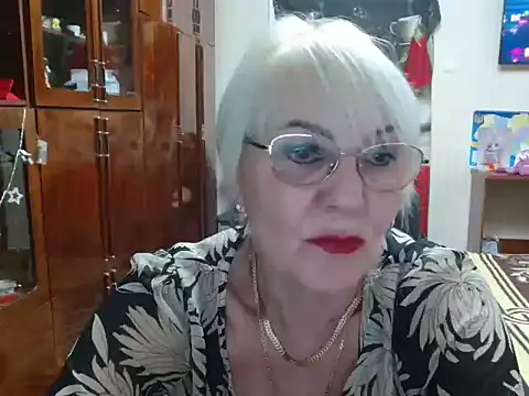 JenaCheim online show from December 13, 2024, 7:10 pm