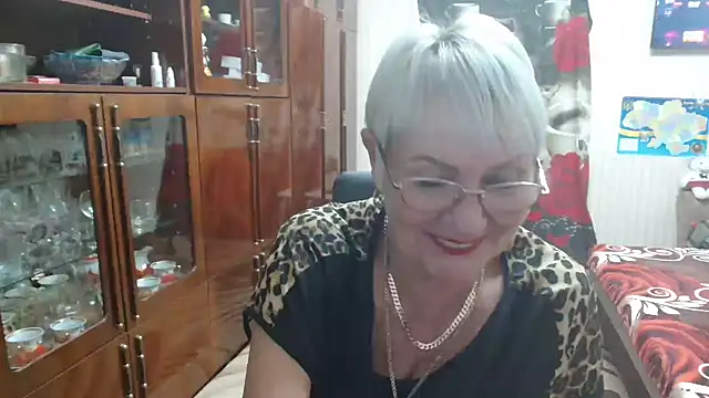 JenaCheim online show from October 2, 2025, 7:10 pm