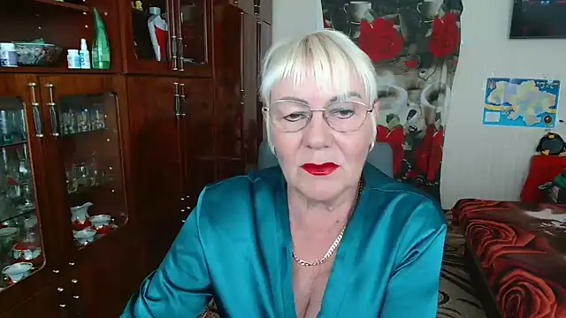 JenaCheim online show from May 16, 2026, 6:32 am