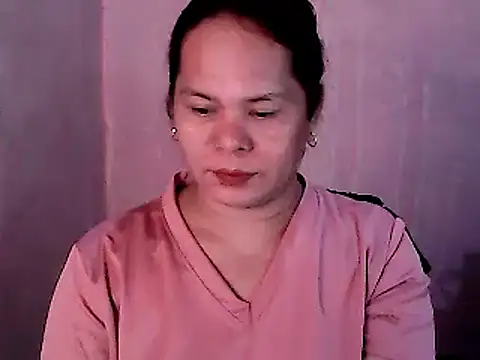 Snapshot of HottyLeciousCum chatting on December 15, 2025, 9:19 pm HottyLeciousCum online show from December 15, 2025, 9:19 pm