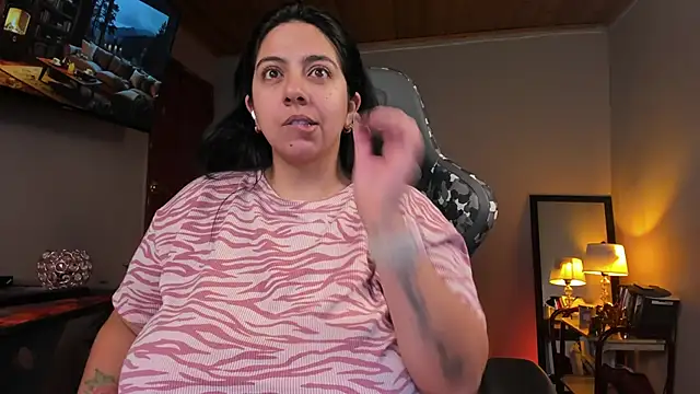 coraline latin online show from March 4, 2025, 8:38 pm