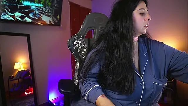 coraline latin online show from March 27, 2026, 12:16 pm