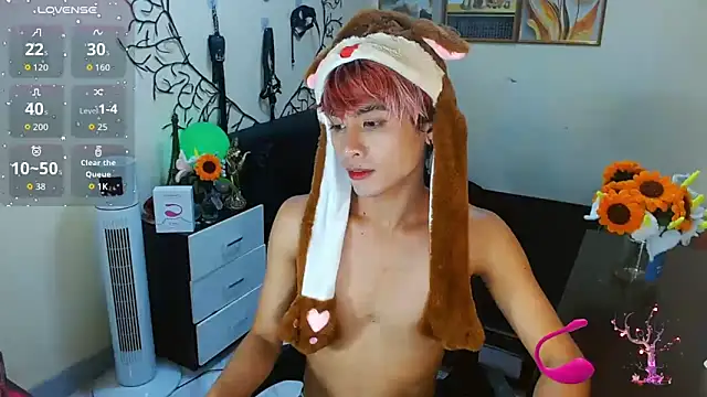 WildestTwink online show from October 15, 2025, 7:14 pm