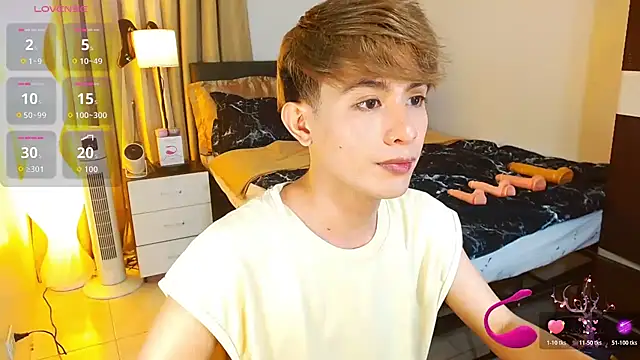 WildestTwink online show from June 24, 2026, 5:23 pm