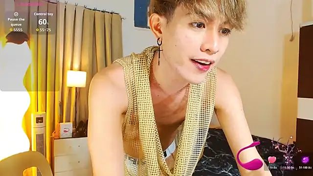 WildestTwink online show from June 30, 2026, 2:51 pm