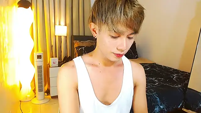 WildestTwink online show from July 6, 2026, 5:59 pm