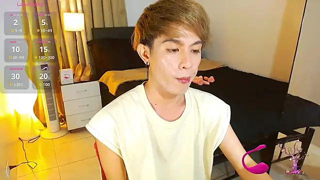 WildestTwink online show from July 16, 2026, 2:34 pm