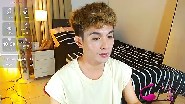 WildestTwink online show from July 28, 2026, 7:39 pm