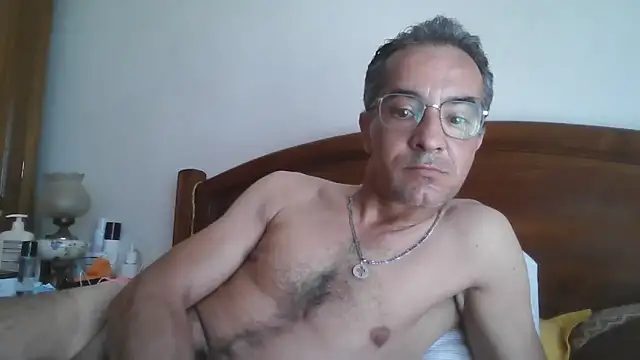 Snapshot of CarlosRocha73 chatting on June 16, 2026, 4:09 pm CarlosRocha73 online show from June 16, 2026, 4:09 pm