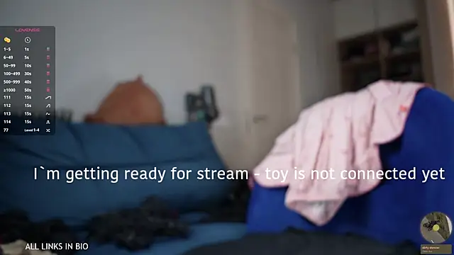 Snapshot of LAUREL_HAZEL chatting on February 6, 2025, 7:07 pm LAUREL HAZEL online show from February 6, 2025, 7:07 pm