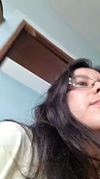 Snapshot of rposhta1991 chatting on June 3, 2026, 2:33 pm rposhta1991 online show from June 3, 2026, 2:33 pm
