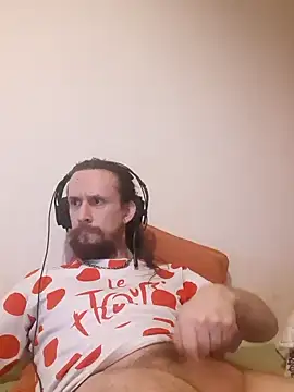 Snapshot of MishikoriXXX chatting on March 6, 2025, 2:19 am MishikoriXXX online show from March 6, 2025, 2:19 am