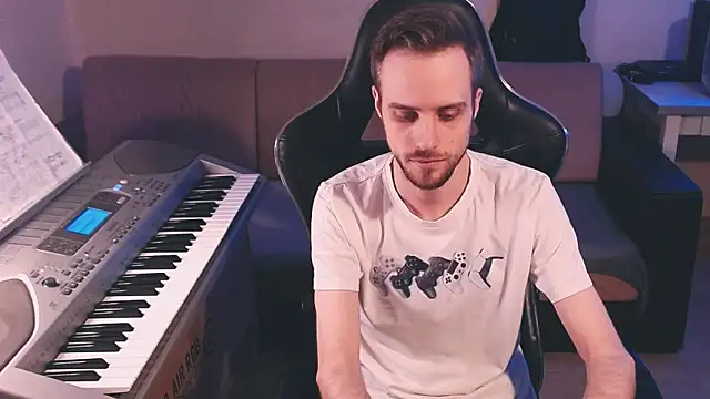 Sweetparker online show from March 25, 2026, 8:37 pm