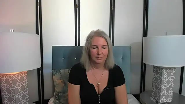 EricaTop online show from February 22, 2025, 9:34 am