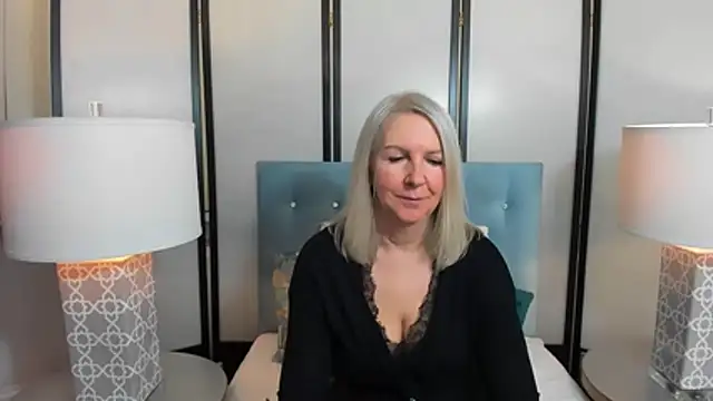 EricaTop online show from February 15, 2026, 7:51 am