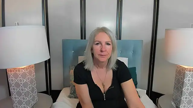 Snapshot of EricaTop chatting on May 20, 2026, 7:20 pm EricaTop online show from May 20, 2026, 7:20 pm