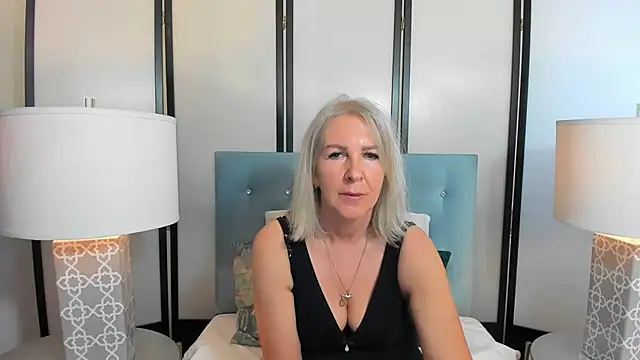 EricaTop online show from July 25, 2026, 4:54 am