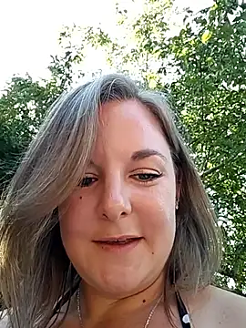 SwedishJennifer online show from June 17, 2026, 12:29 pm