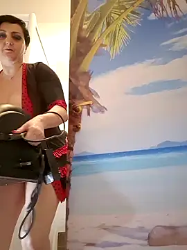 lucillabollente online show from March 1, 2025, 6:11 pm