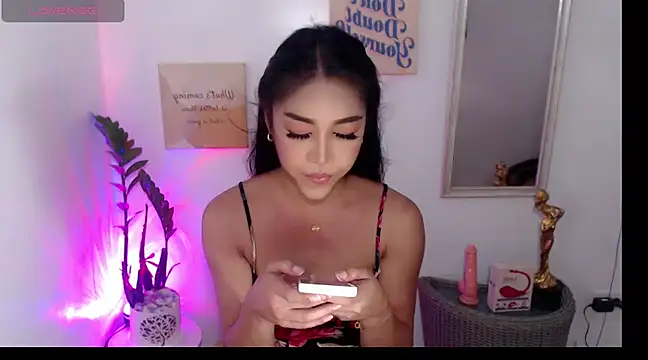 Snapshot of AsianMariaTs chatting on March 9, 2025, 2:21 pm AsianMariaTs online show from March 9, 2025, 2:21 pm