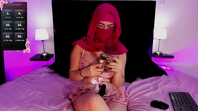 Zafira Alabi online show from December 19, 2024, 2:02 pm