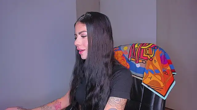 Lisegg  online show from November 24, 2025, 10:04 am