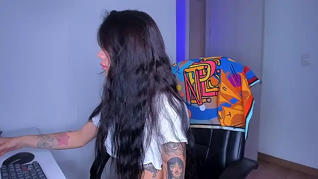 Lisegg  online show from March 24, 2026, 10:15 pm