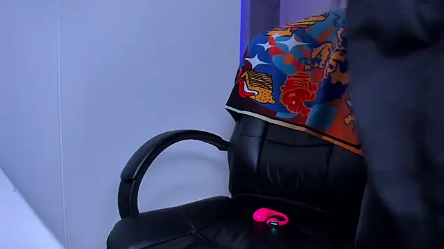 Lisegg  online show from March 28, 2026, 12:38 pm