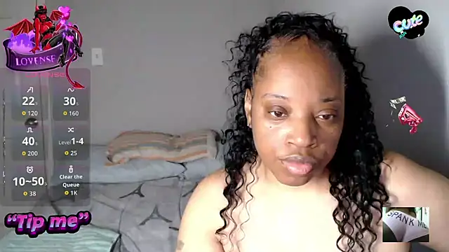 Snapshot of Sexymona1218 chatting on November 23, 2025, 10:31 pm Sexymona1218 online show from November 23, 2025, 10:31 pm