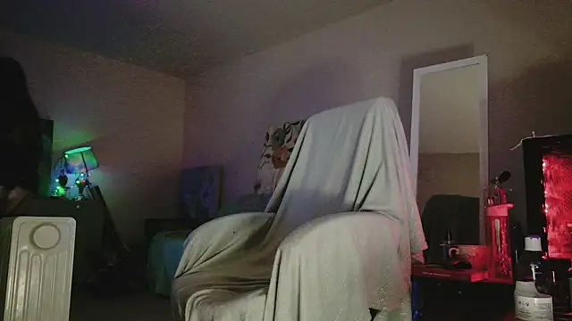 Snapshot of lara_heaven chatting on March 29, 2026, 3:34 pm lara heaven online show from March 29, 2026, 3:34 pm