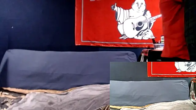 Snapshot of iBreakHeartz chatting on January 18, 2025, 2:58 am iBreakHeartz online show from January 18, 2025, 2:58 am