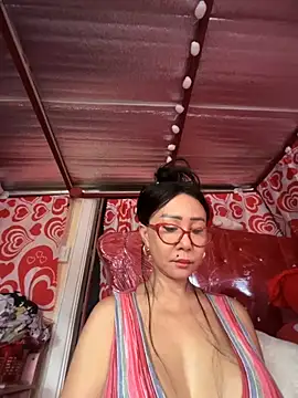 Snapshot of sweetieme chatting on December 5, 2025, 1:03 am sweetieme online show from December 5, 2025, 1:03 am