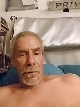 Biknight online show from May 18, 2026, 2:51 am