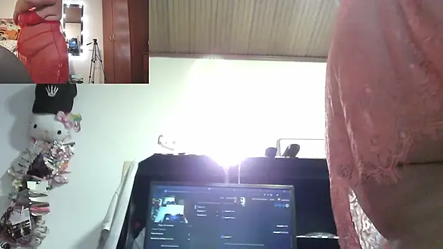 Snapshot of zoe_hotxxx chatting on February 10, 2026, 2:43 pm zoe hotxxx online show from February 10, 2026, 2:43 pm