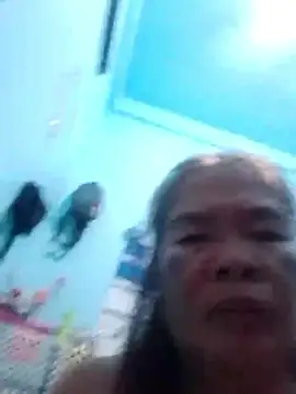 sexylizzy4u online show from December 19, 2025, 2:35 pm