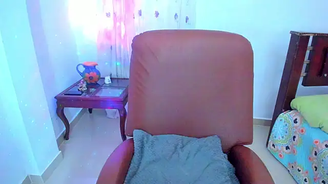 BrianaGarner online show from December 14, 2025, 4:51 am