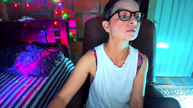 BrianaGarner online show from March 30, 2026, 6:58 am