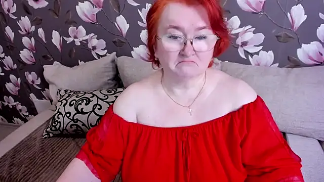 leiamillersonn online show from February 28, 2025, 4:54 am