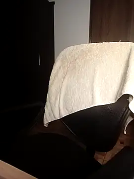 Snapshot of ZAHI_WILLX chatting on October 18, 2025, 12:13 am ZAHI WILLX online show from October 18, 2025, 12:13 am