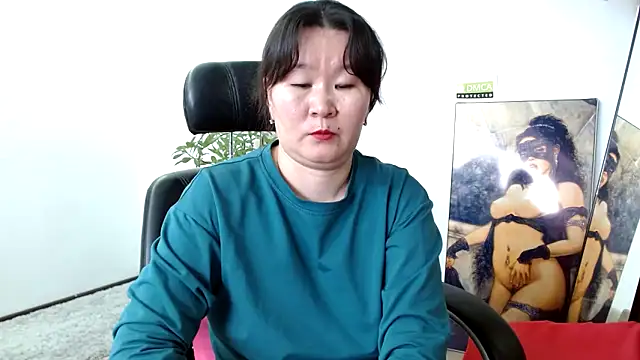 Akira xx online show from February 3, 2025, 8:35 am