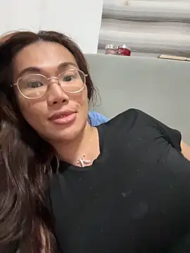 Snapshot of Jakolera2020 chatting on November 7, 2025, 8:14 am Jakolera2020 online show from November 7, 2025, 8:14 am