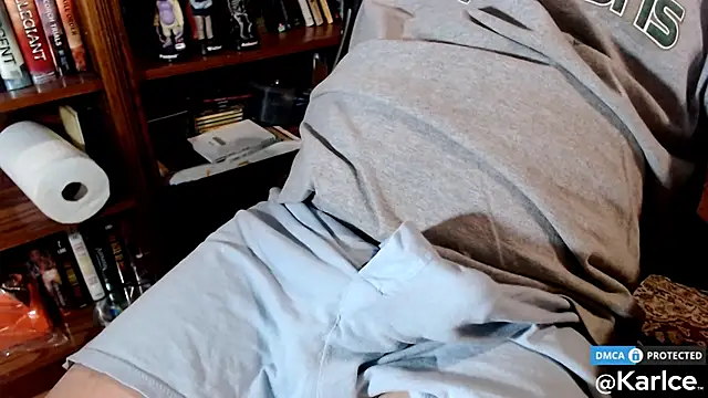 karlce online show from October 23, 2025, 2:55 am