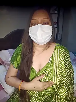 naughtymadam online show from May 6, 2026, 5:25 am