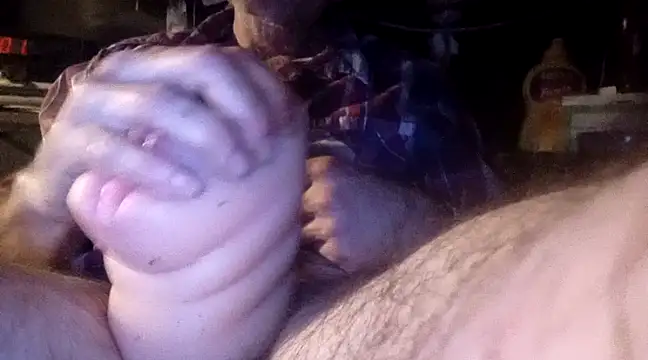 Snapshot of ROBERT0516 chatting on February 6, 2025, 9:00 am ROBERT0516 online show from February 6, 2025, 9:00 am