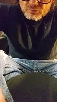 Snapshot of ROBERT0516 chatting on October 17, 2025, 12:58 am ROBERT0516 online show from October 17, 2025, 12:58 am