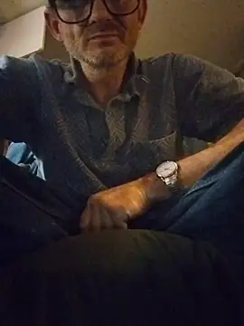 Snapshot of ROBERT0516 chatting on November 13, 2025, 2:54 am ROBERT0516 online show from November 13, 2025, 2:54 am