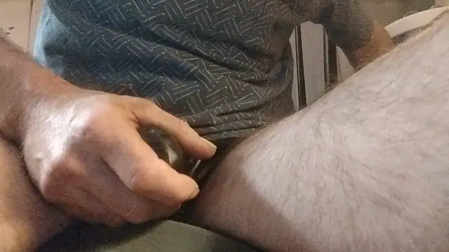 Snapshot of ROBERT0516 chatting on December 1, 2025, 12:32 pm ROBERT0516 online show from December 1, 2025, 12:32 pm