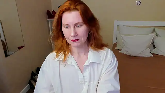 FoxySophia online show from November 29, 2025, 4:48 am