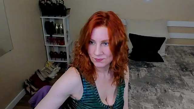 FoxySophia online show from May 22, 2026, 6:24 pm