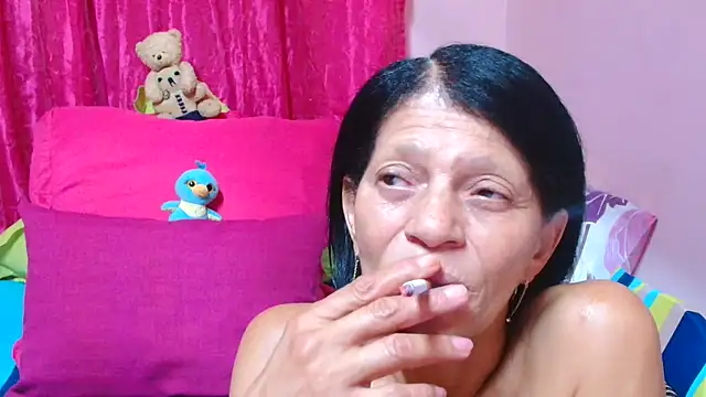 SLUTTYROXY online show from February 1, 2026, 7:23 pm